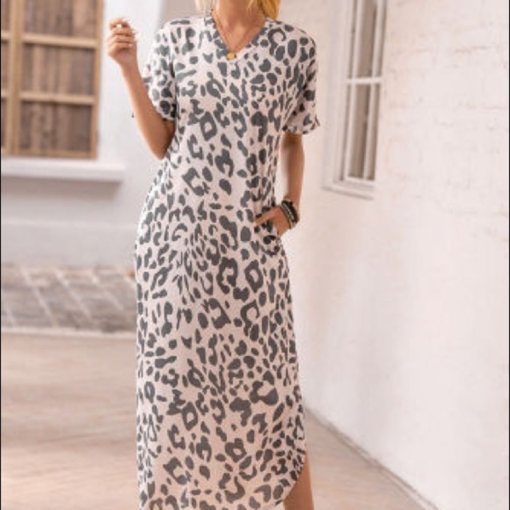 Casual Leopard Maxi Dress with Slits